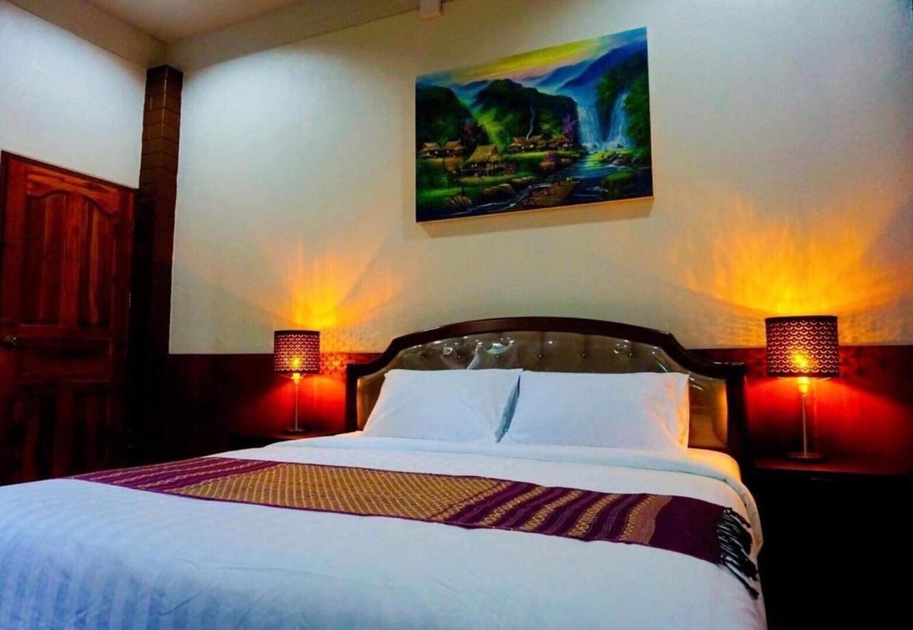 Punyin Hotel Inthanon -ปั้นหยิ่น โฮเทล Chom Thong Zewnętrze zdjęcie